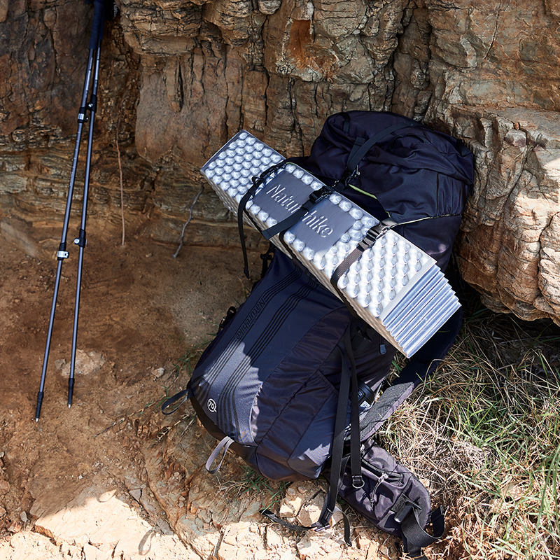 Naturehike rozšířená pěnová karimatka skládací 670g - písková